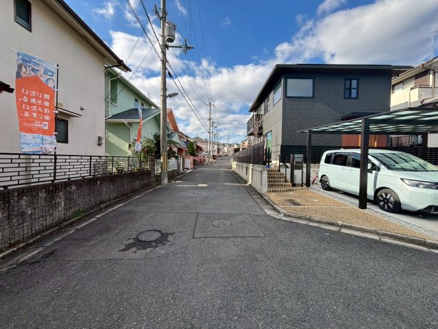 奈良市押熊町の前面道路含む現地写真|前面道路含む現地写真です