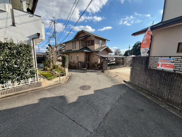 奈良市押熊町の前面道路含む現地写真|前面道路含む現地写真です