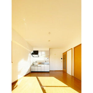 リフレクト筒井の居間・リビング