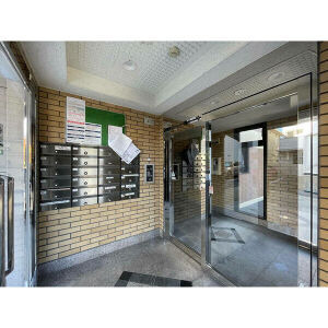 リフレクト筒井のエントランス