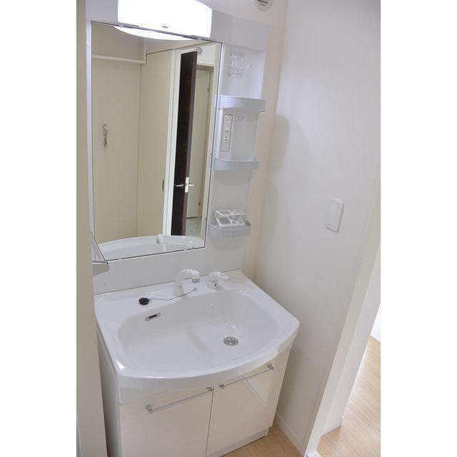 ウインズリガロ大城の洗面所