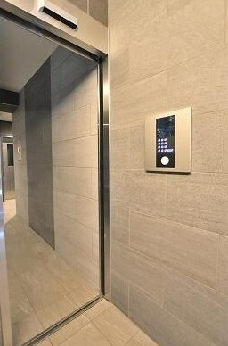 サン フォーレストのエントランス