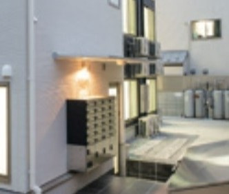 Nano北新宿2のエントランス