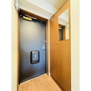 グランドハイツ豊山Ⅱの玄関