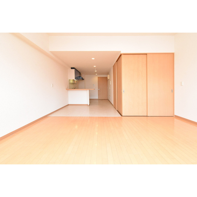 Gramercy Shirakawa Koen