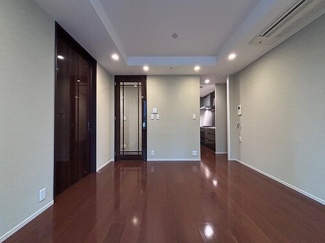 【居間・リビング】 | パークコート六本木ヒルトップ | バルコニー側からのリビング