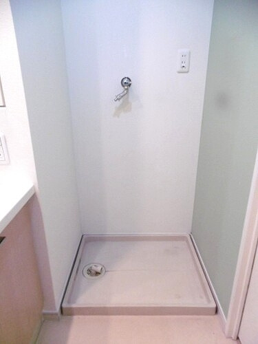 ライオンズタワー五反田のその他|洗濯機置場　内装前