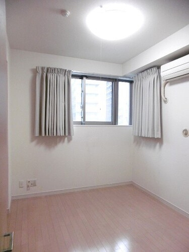 ライオンズタワー五反田のその他|洋室　約5.2畳　別角度　内装前