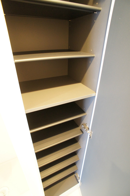 リブリ・ブラウニー 希望が丘の玄関