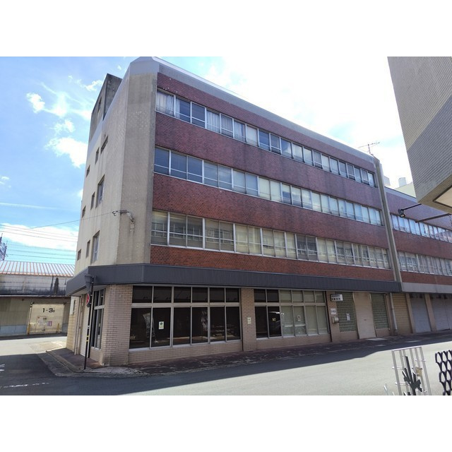 岐阜市三歳町４丁目の店舗事務所の外観