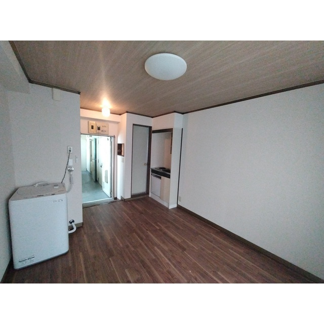 和田ビルの居間・リビング