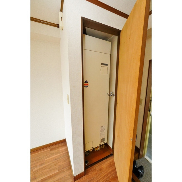 和田ビルの設備|温水器