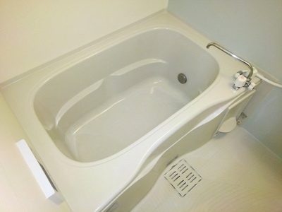 【浴室】 | ラ・フランセ下古山Ａ | コンパクトで使いやすいお風呂です
