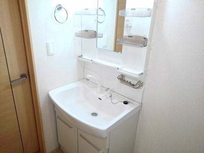 【洗面所】 | ラ・フランセ下古山Ａ | 広い洗面スペース