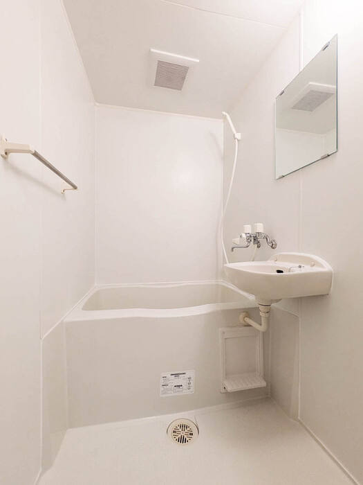 ヴィラ・ファミーユ　Aの浴室