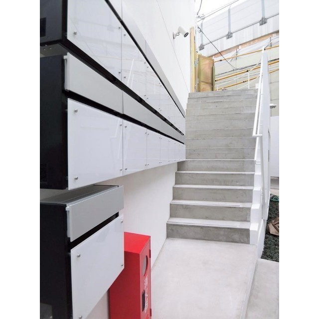 メゾンド学芸大のエントランス