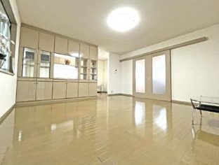 【居間・リビング】 | 東松山市野田　中古戸建