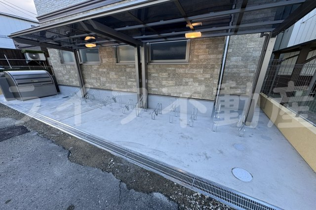 KTIレジデンス弥刀の駐車場|駐車スペースもあります