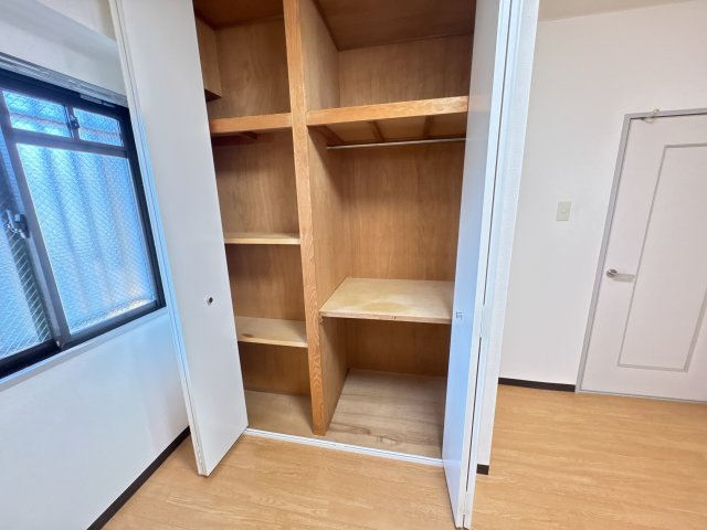 プレ東生駒の収納