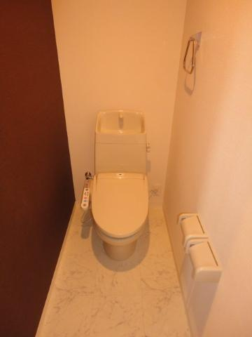 メープル・グローブのトイレ|シャワー付トイレ