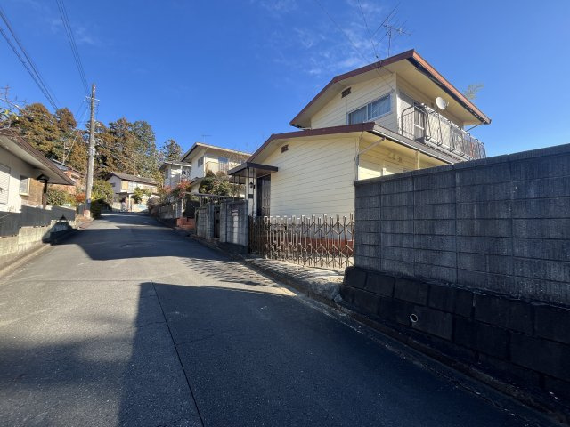 【前面道路含む現地写真】 | 比企郡小川町勝呂　中古戸建