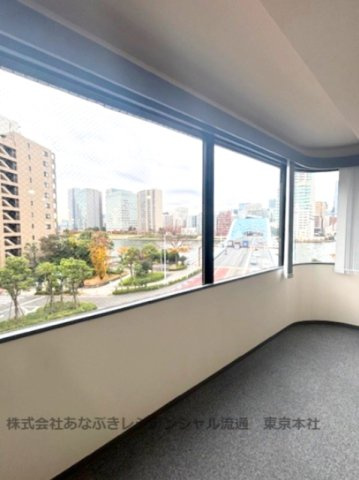 猪瀬ビルのバルコニー