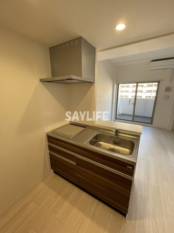 Alivis放出のキッチン