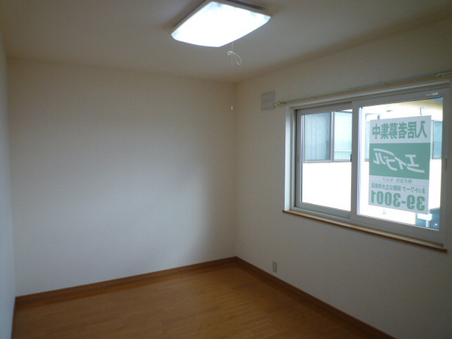 オリーブ５５の洋室