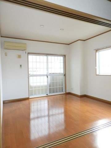 グランドールセレノＢの居間・リビング|居間です