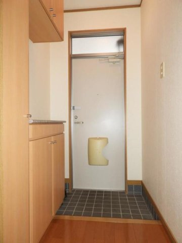 グランドールセレノＢの玄関|ゆったりとした玄関です