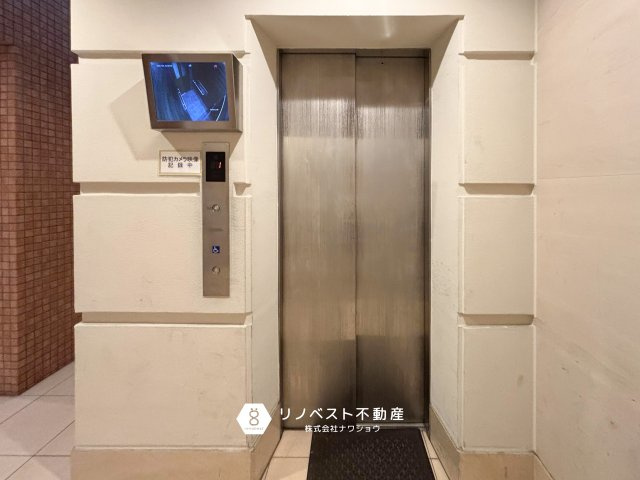 サーパス小阪のその他共用部分|防犯カメラ付きで安心◎エレベーターはスピード感があり8階までもすぐです♪