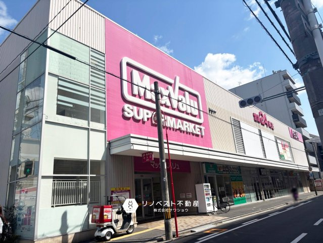 サーパス小阪の周辺|イオンまで徒歩約5分（355ｍ）　周辺にスーパー、ドラッグストアが多くお買い物に困りません♪