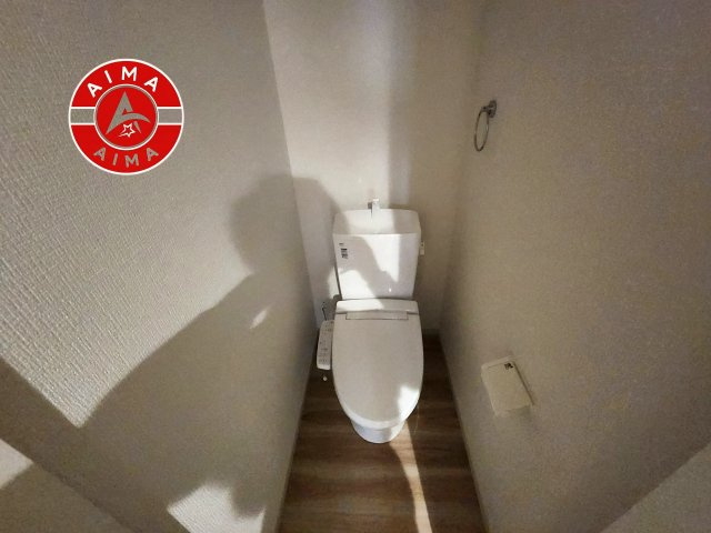 大野城市乙金東1丁目第1-2棟（1号棟）のトイレ|温水洗浄便座を完備しております。2ヶ所にトイレがあるのは朝の慌ただしい時間も安心です。