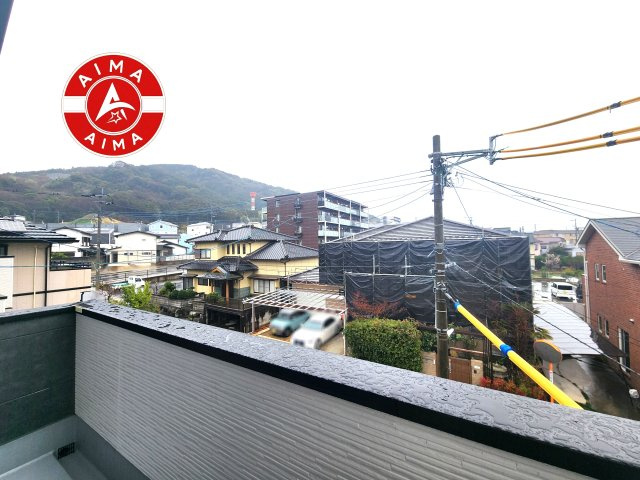 大野城市乙金東1丁目第1-2棟（1号棟）の展望|窓から緑が見える物件も魅力的です。