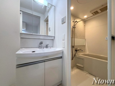 【独立洗面台】 | フォルティス今池 | 独立洗面台あり、毎朝おしゃれに忙しい女性の方におすすめです