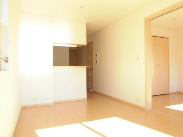 グラン・ソレイユＡの居間・リビング