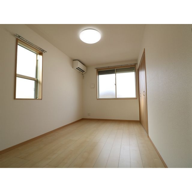 アムールKENの寝室