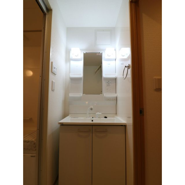 アムールKENの独立洗面台