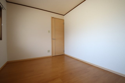 【洋室】 | シャングリラ滝谷