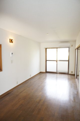 【居間・リビング】 | アーバンハウス翼