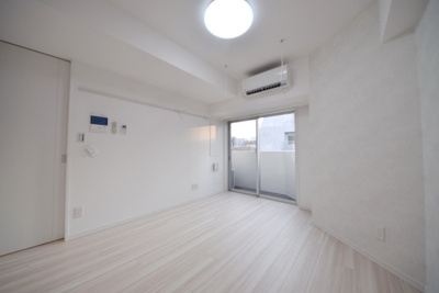 【居間・リビング】 | レアライズ浅草Ⅳ