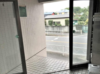 【エントランス】 | ロイヤルタウン下九沢