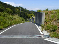 南熱海　月見ヶ丘分譲地の前面道路含む現地写真