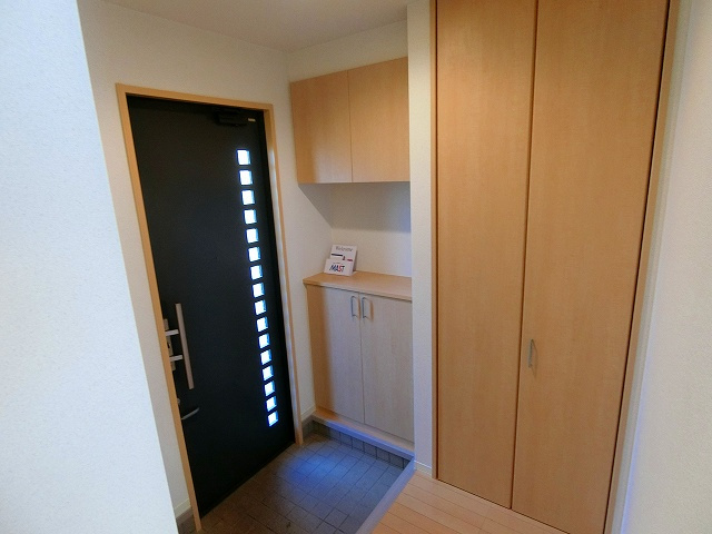 シャーメゾン上甲子園の玄関