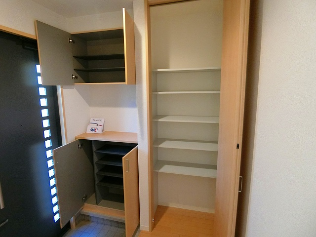 シャーメゾン上甲子園の収納