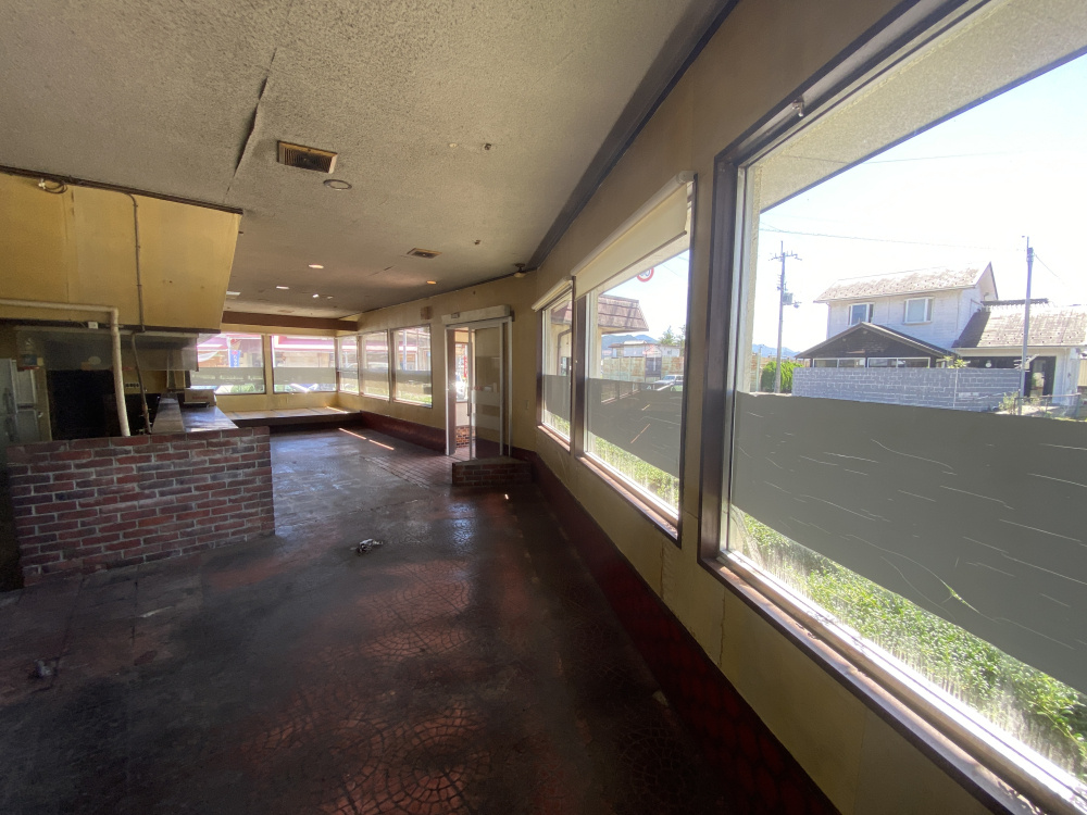 丹波市青垣町小倉の店舗