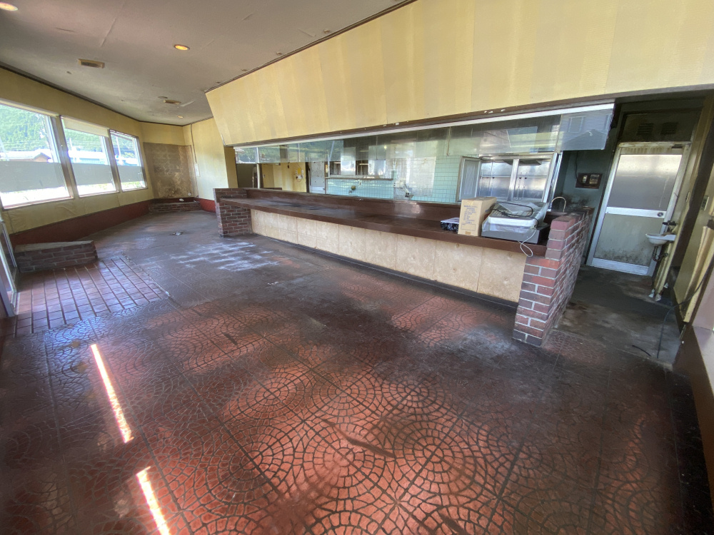 丹波市青垣町小倉の店舗