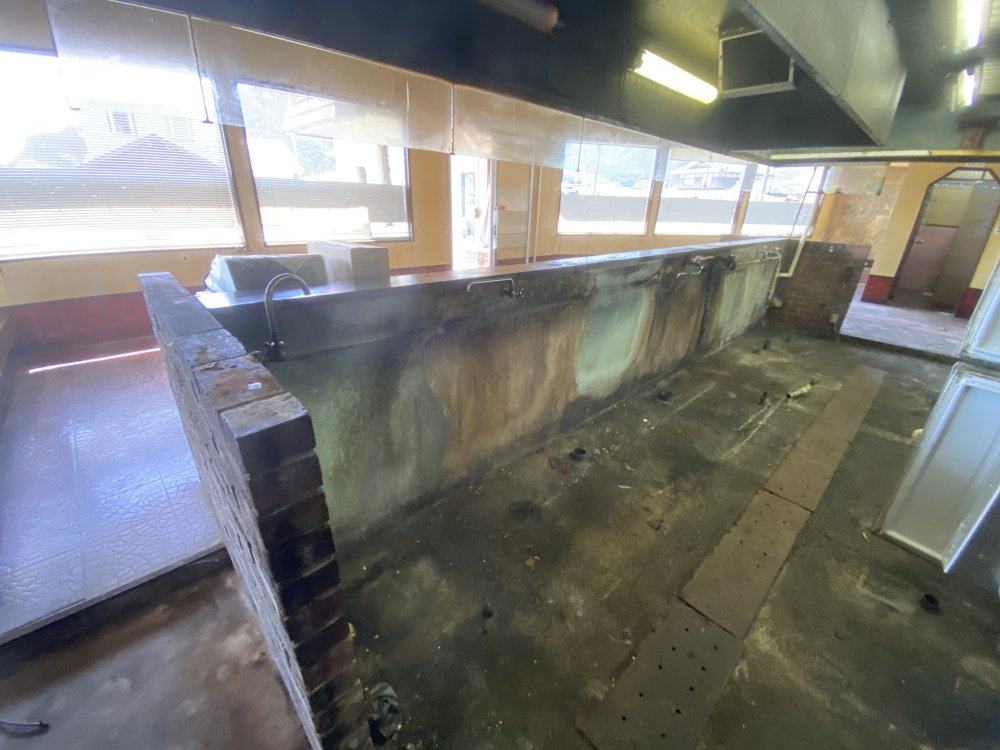 丹波市青垣町小倉の店舗