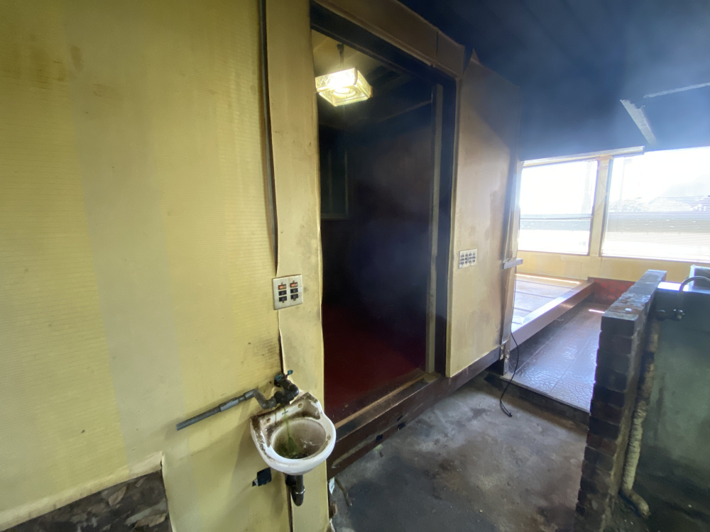 丹波市青垣町小倉の店舗