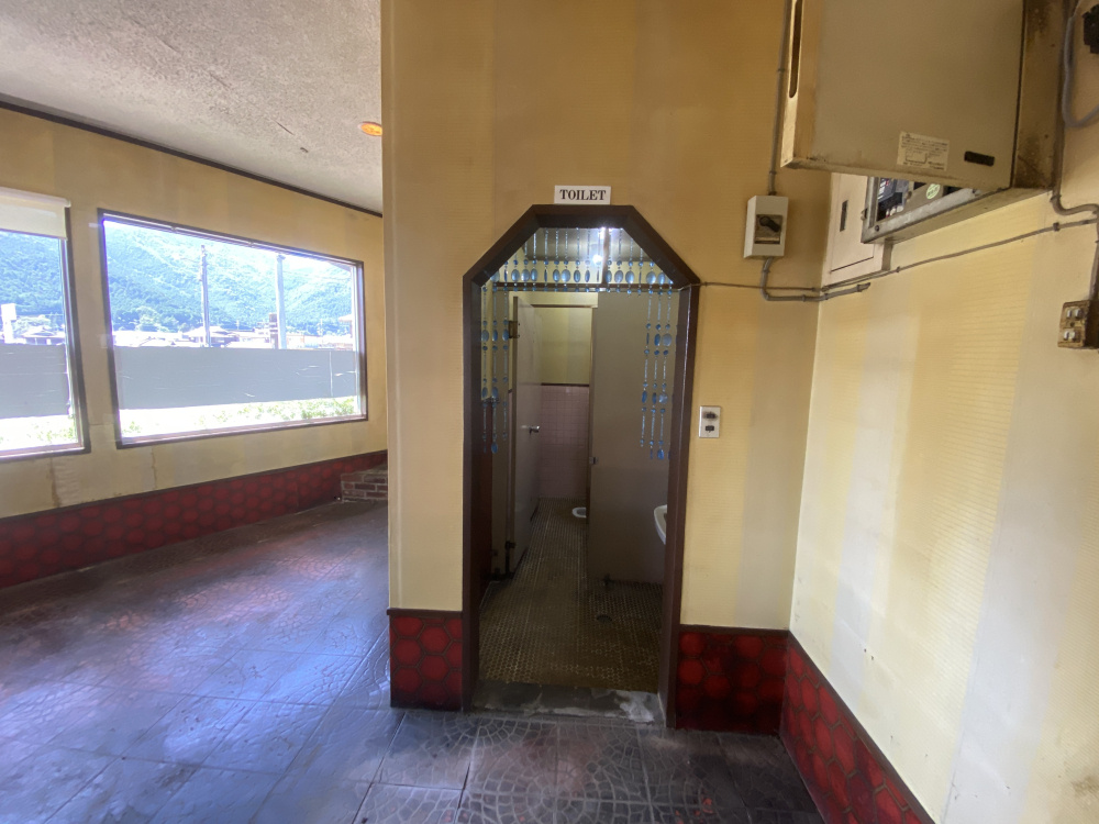 丹波市青垣町小倉の店舗